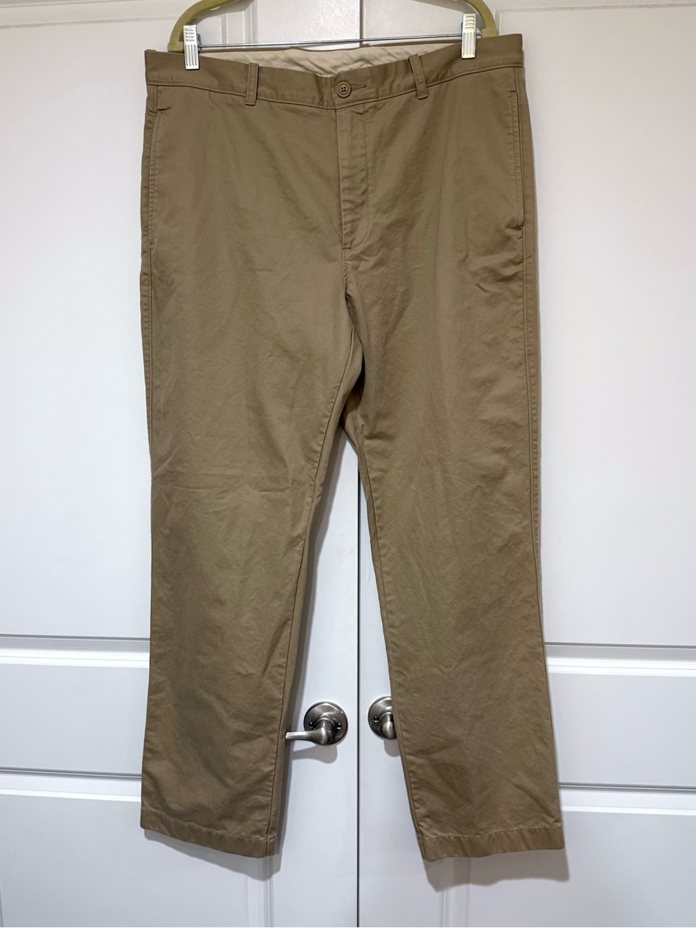 J. Crew Men's Broken in Chino Pants in Tan